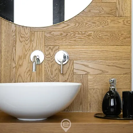 فندق مبيت وإفطار Biora Hospitality Serri